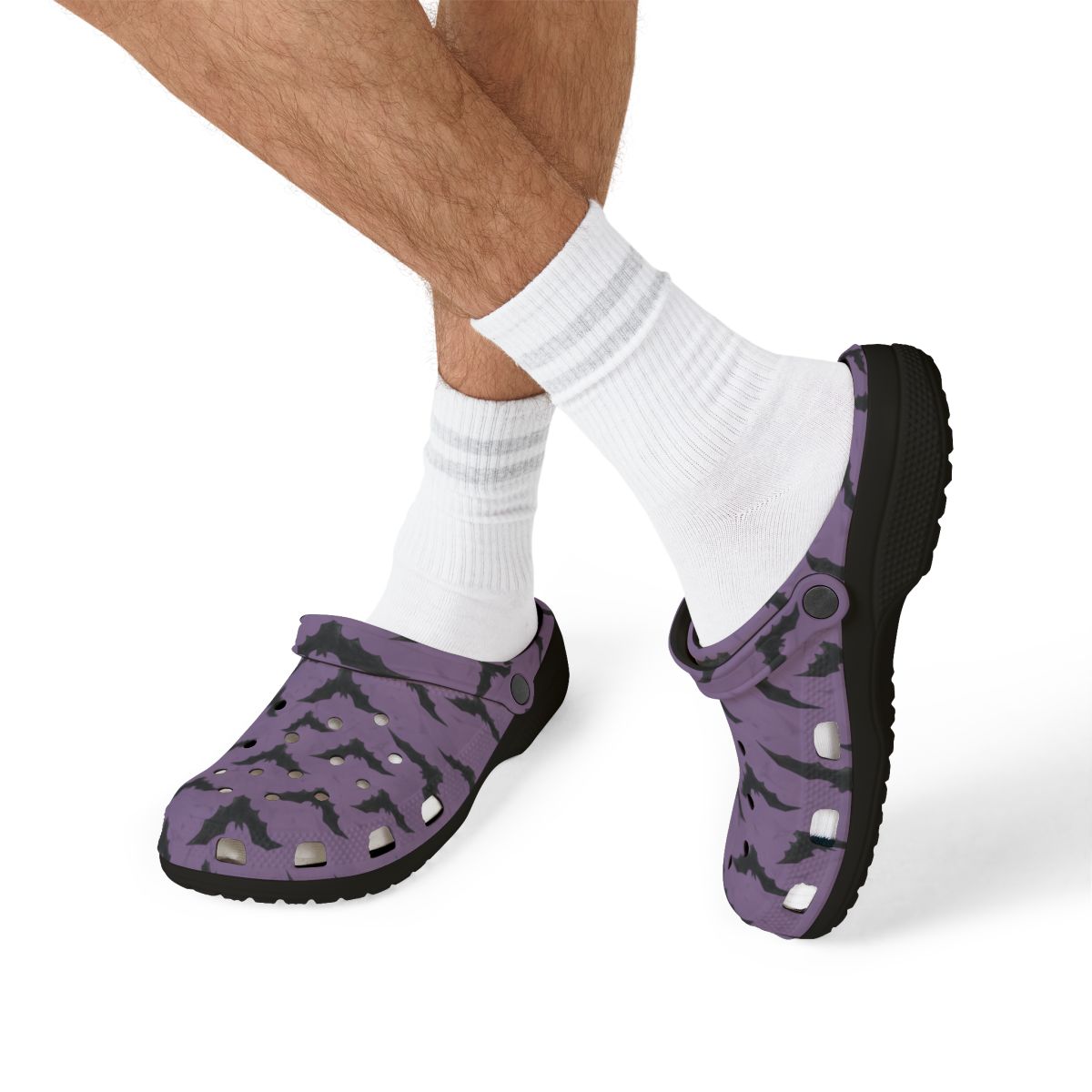 Halloween Bat Clogs for Adults & Kids – Purple Spooky Garden Shoes, Lightweight EVA Slip-Ons for Costume Fun & Everyday Comfort