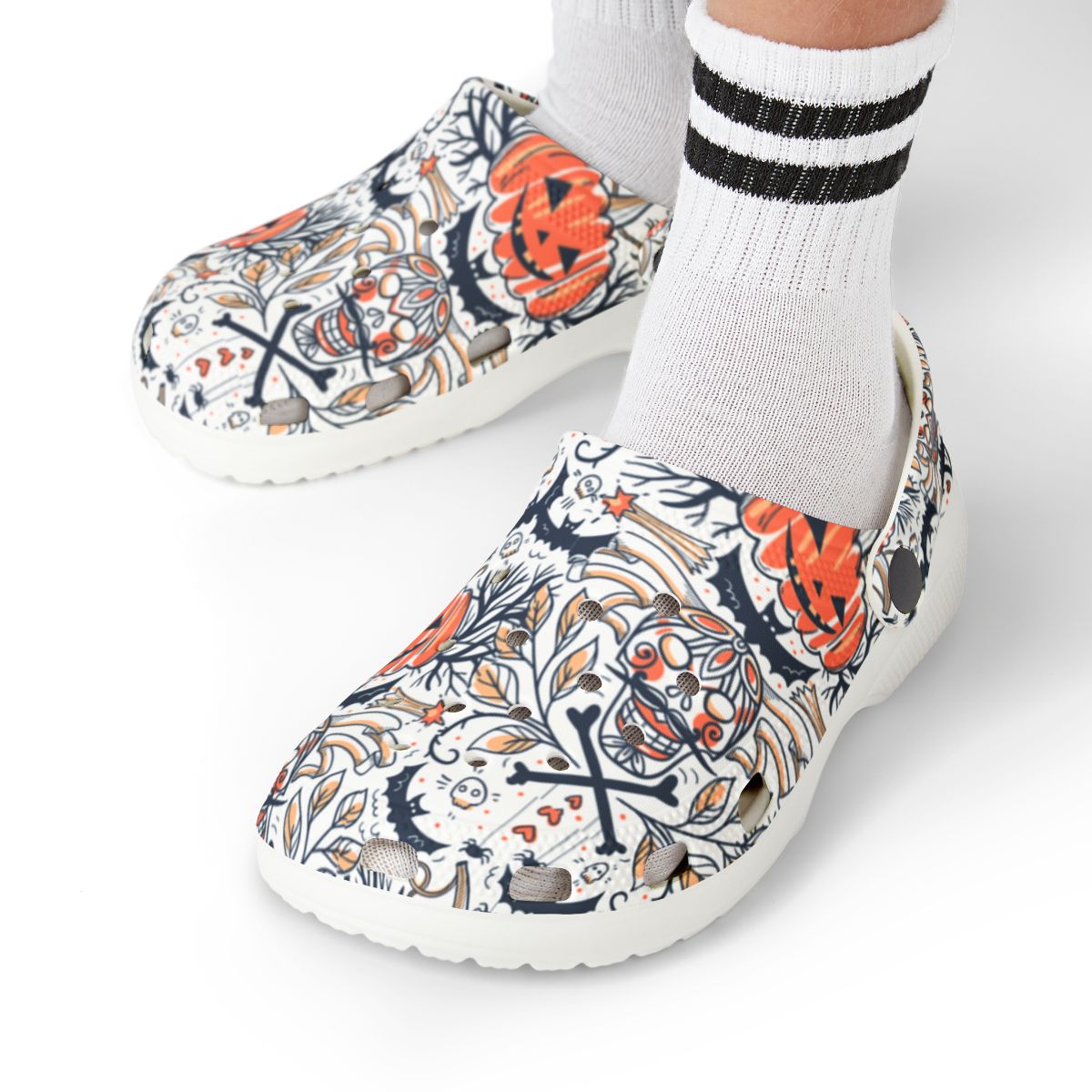 Pumpkin Bat Leaf Halloween Garden Shoes for Adults & Kids – Lightweight EVA Slip-On Spooky Sandals Water-Resistant Nurse Comfort