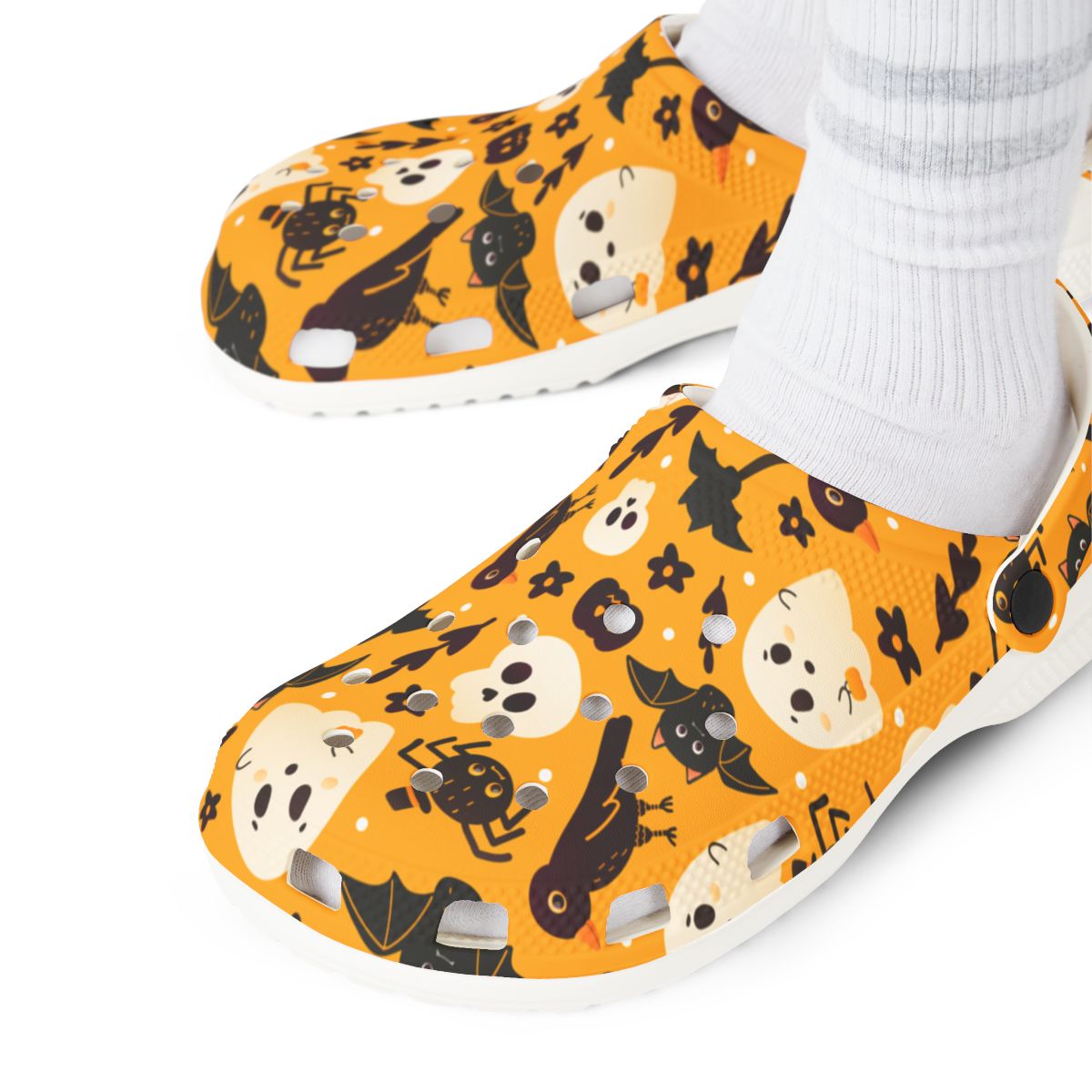Orange Halloween Garden Shoes for Adults & Kids – Lightweight EVA Slip-On Ghost Bat Pumpkin Sandals Water-Resistant Nurse Comfort & Walking Footwear