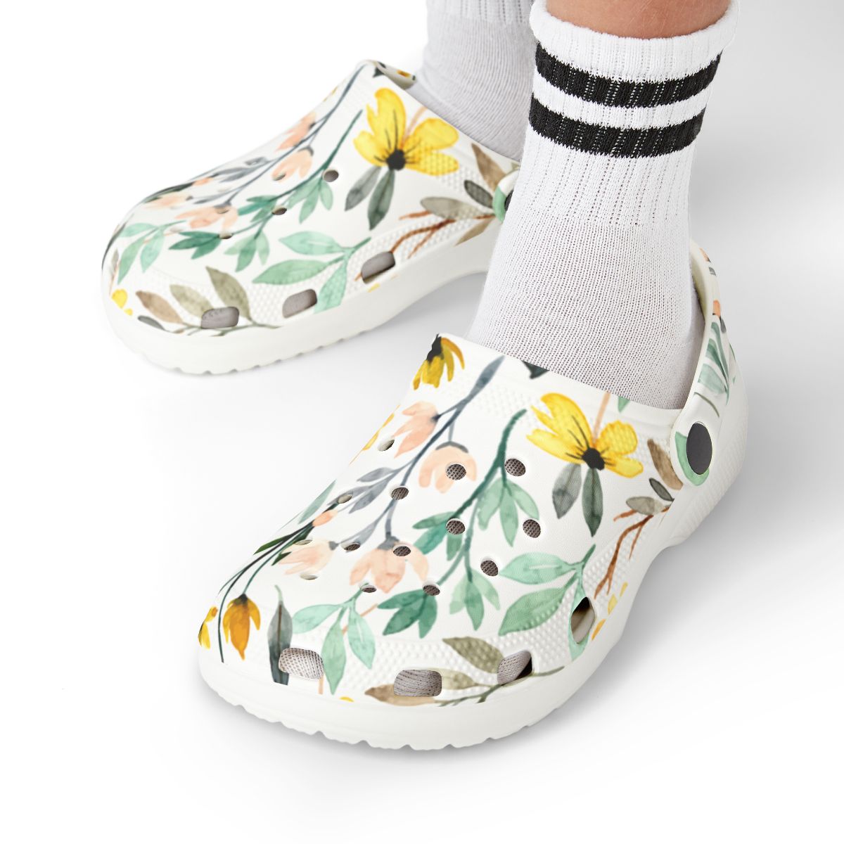 Wildflower Bloom Garden Shoes for Adults & Kids – Lightweight EVA Slip-On White Floral Sandals Water-Resistant Nurse Comfort & Walking