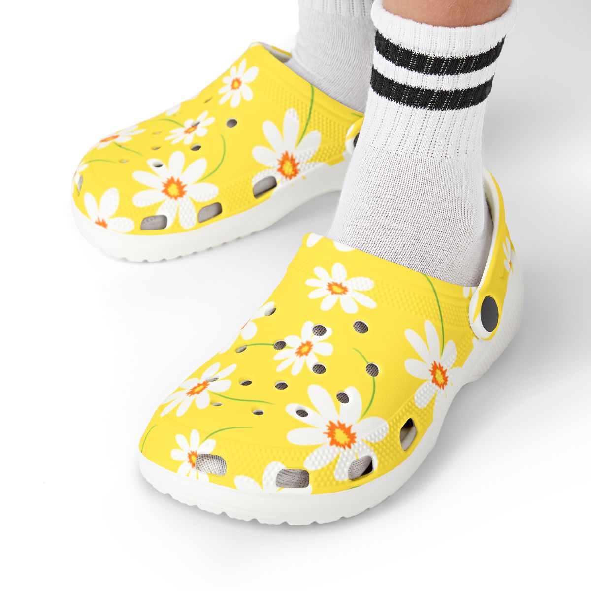 Sunny Daisy Garden Shoes for Adults & Kids – Lightweight EVA Slip-On Yellow Floral Summer Sandals Water-Resistant Nurse Comfort Walking