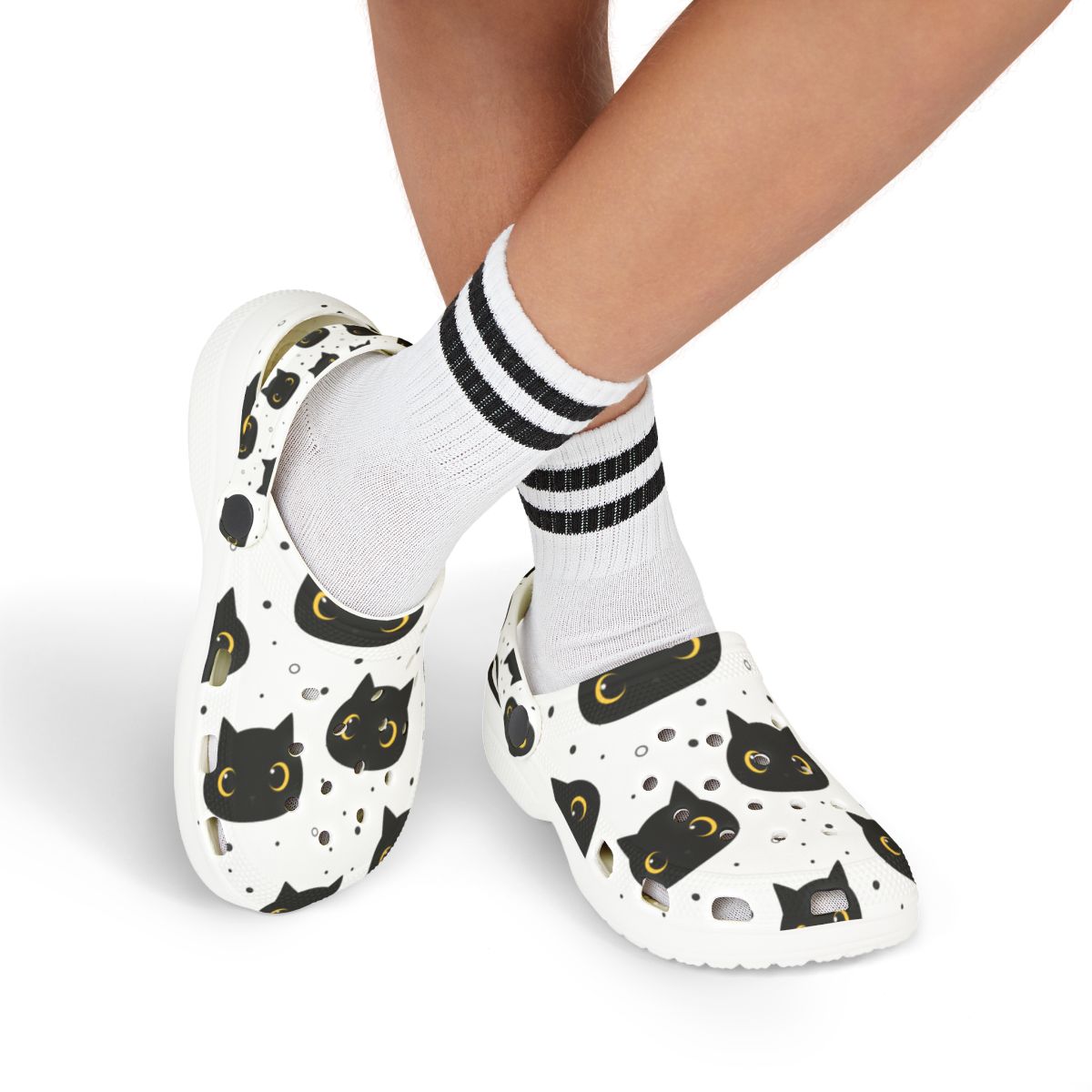 Black Cat Garden Shoes for Adults & Kids – Lightweight EVA Slip-On Halloween Sandals Water-Resistant Nurse Comfort Walking Footwear