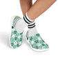 Retro Teal Daisy Garden Shoes for Adults & Kids – Lightweight EVA Slip-On Floral Summer Nurse Sandals Water-Resistant Comfort Footwear, Mom