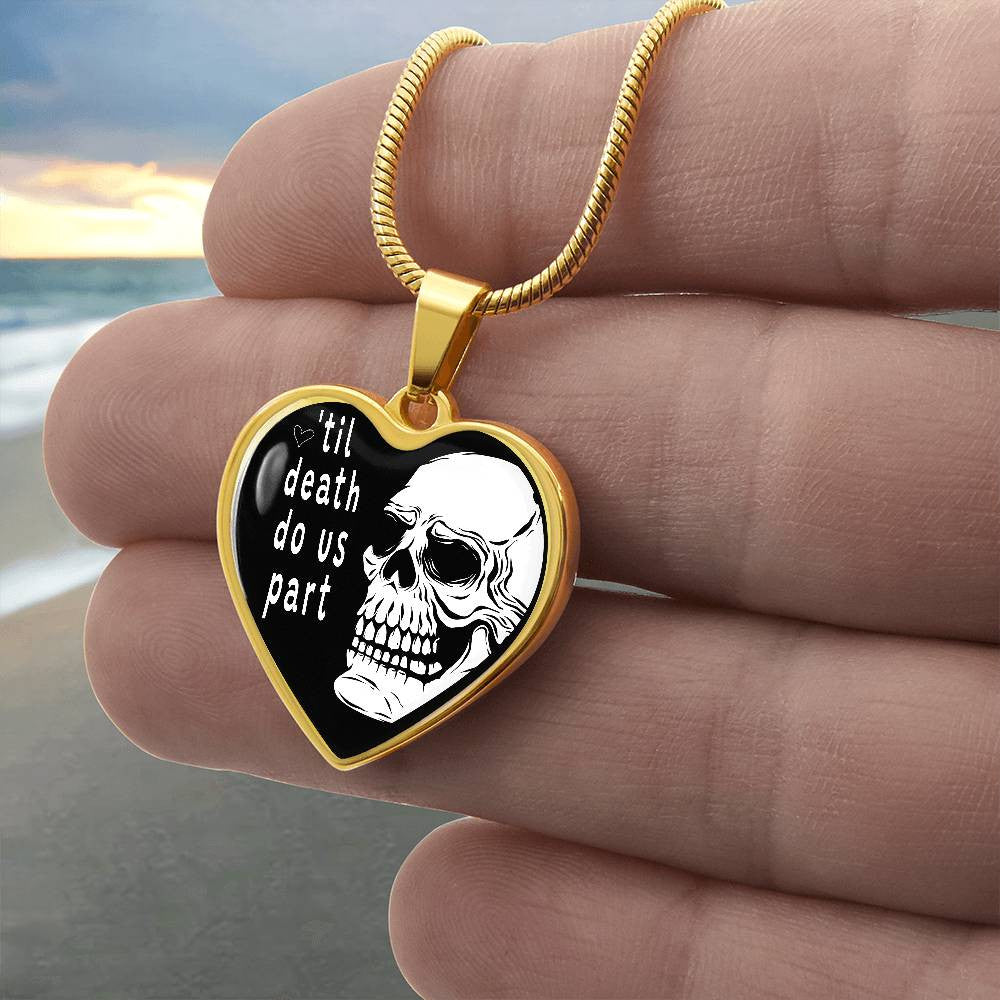 Couples Skull Heart with Names Engraved on Back of Pendant Necklace