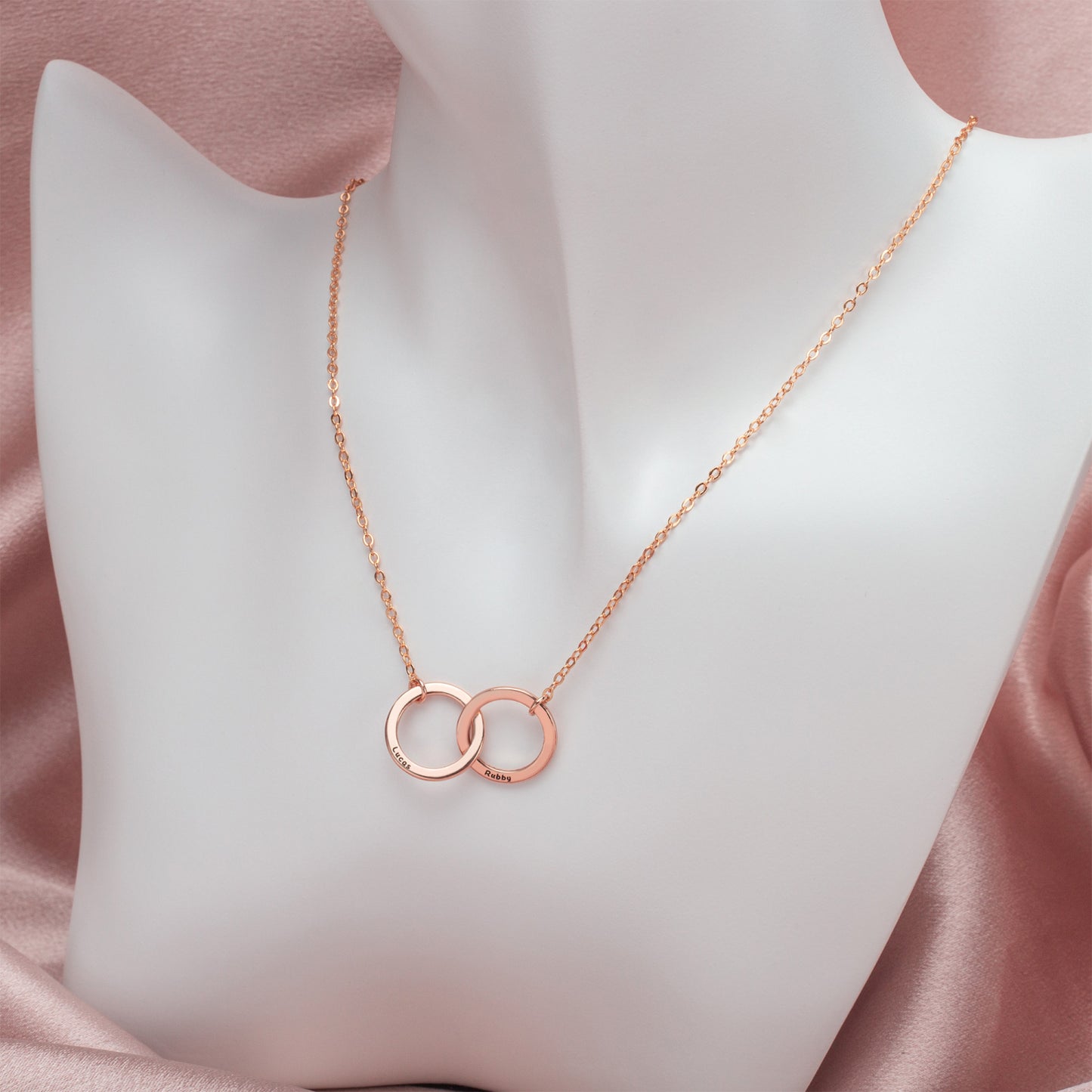 Interlocking Circle Necklace