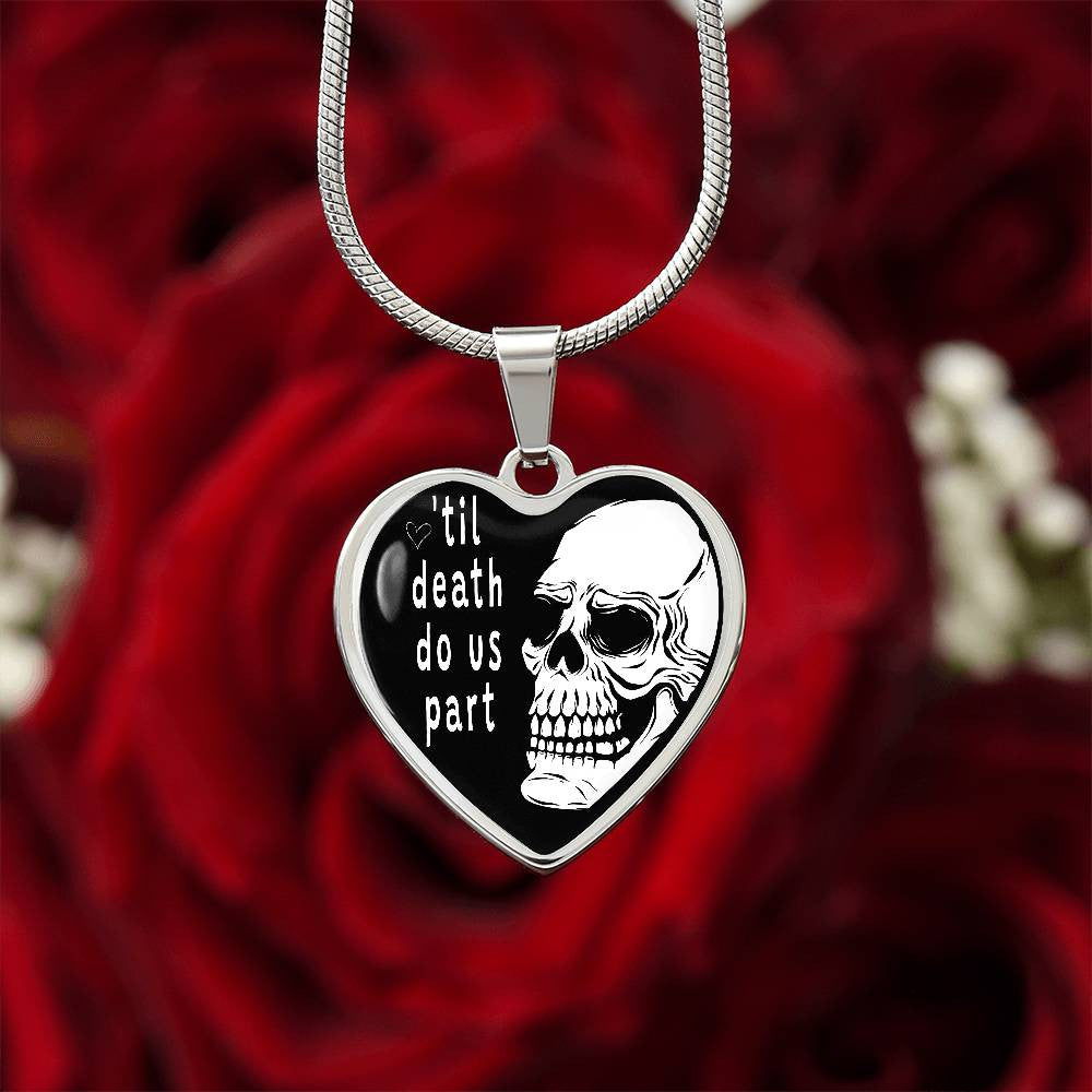 Couples Skull Heart with Names Engraved on Back of Pendant Necklace