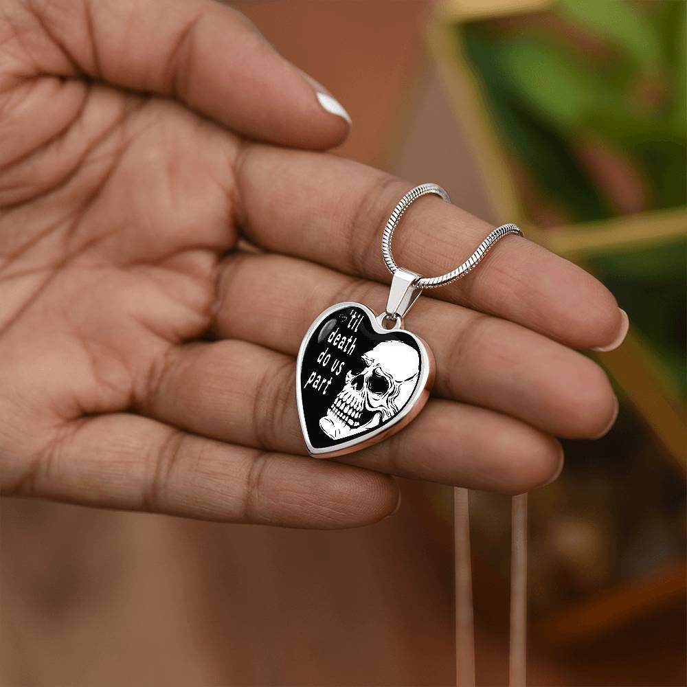 Couples Skull Heart with Names Engraved on Back of Pendant Necklace