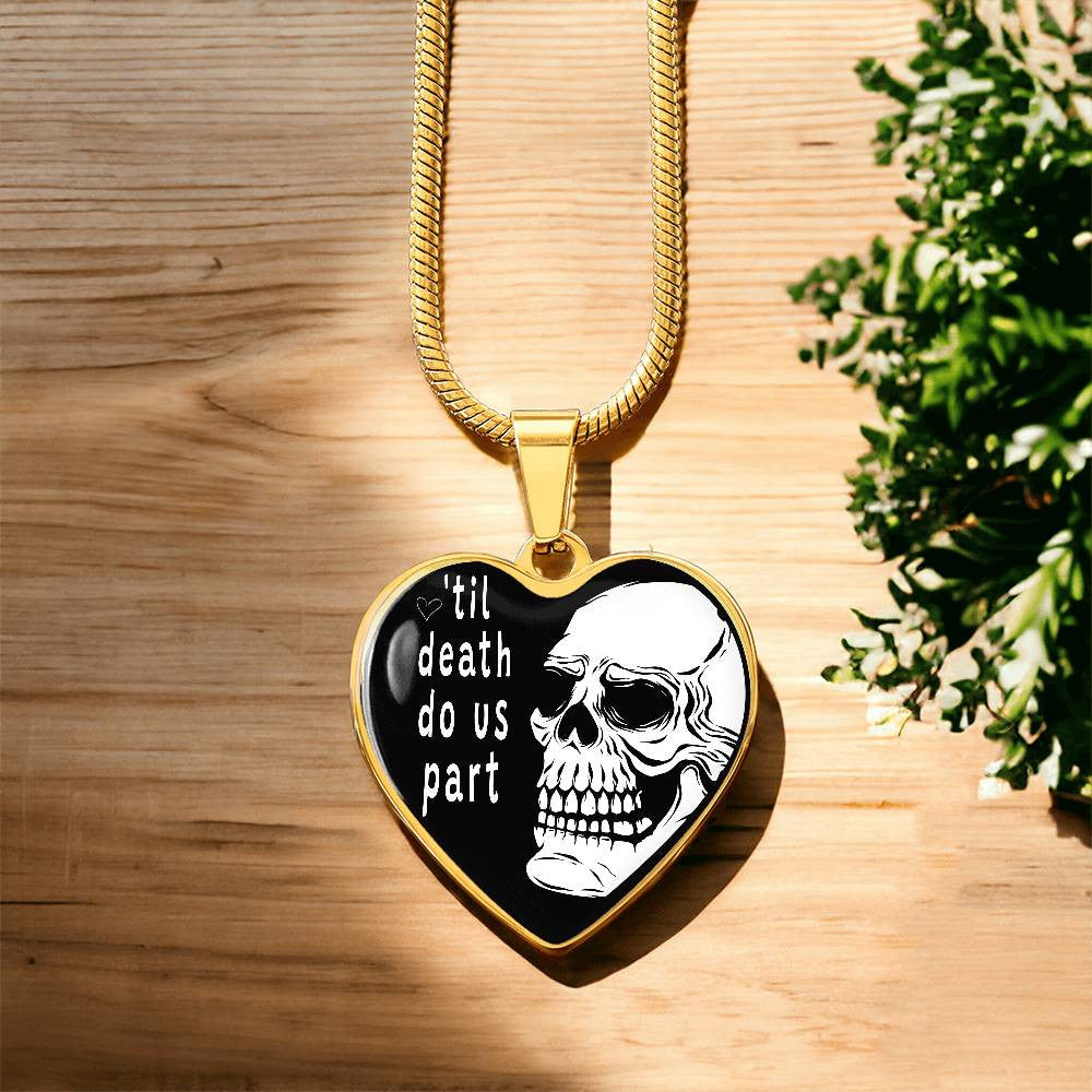 Couples Skull Heart with Names Engraved on Back of Pendant Necklace